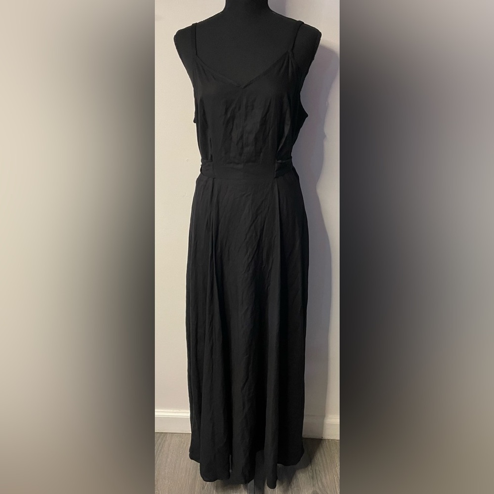 My street women’s black maxi dress size large-nwt sleeveless minimalist